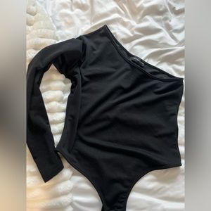 Pretty Little thing one shoulder bodysuit